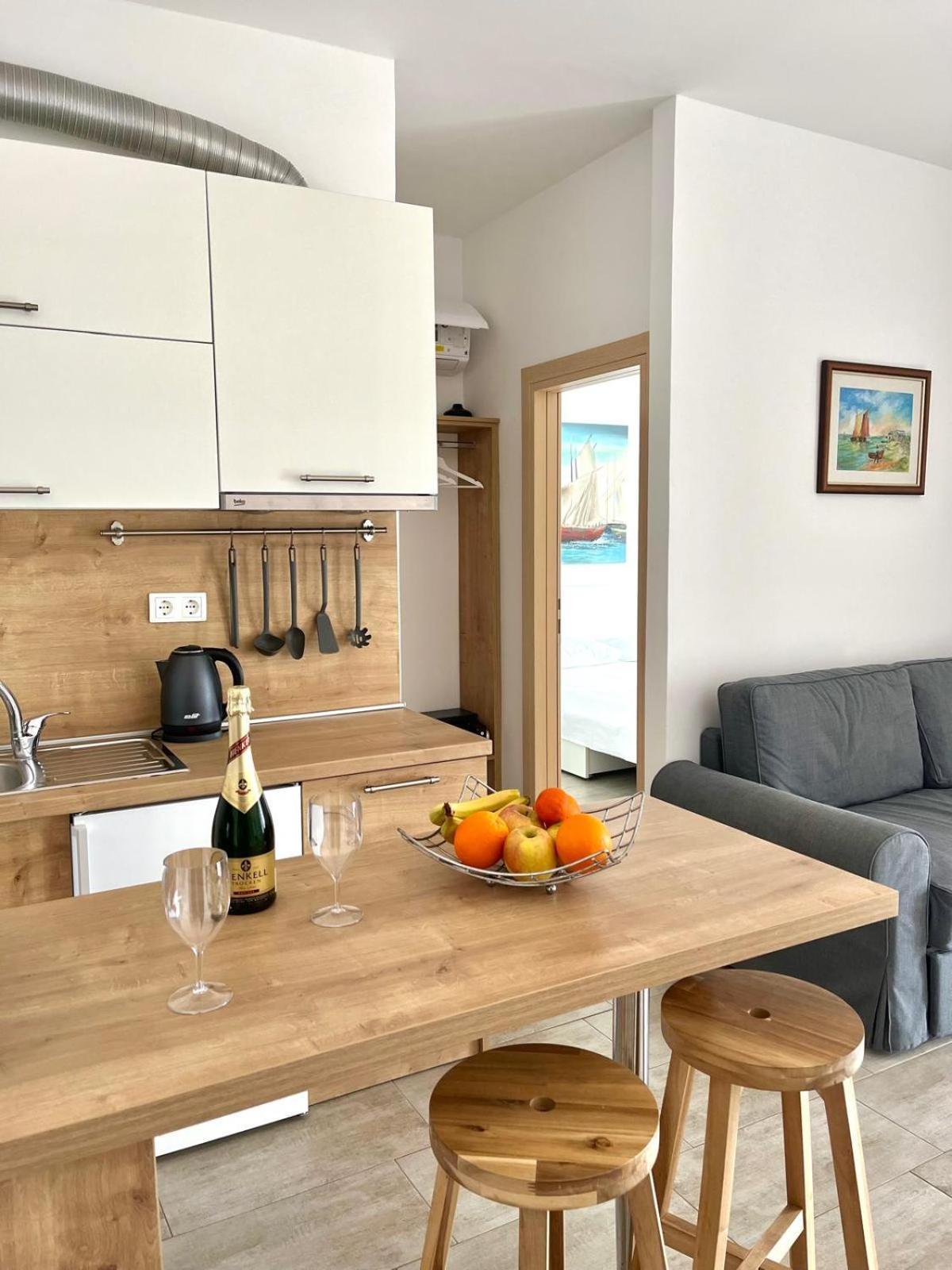 Apartments Zina Lokva Rogoznica Eksteriør billede